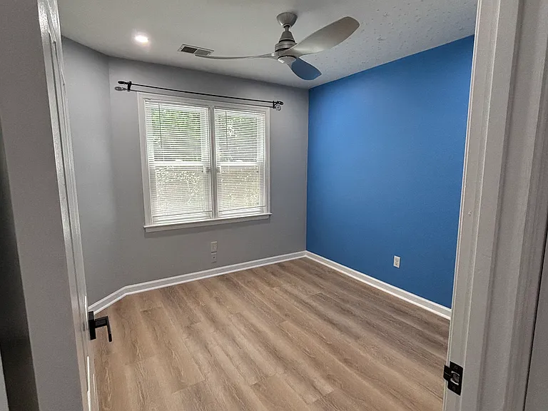112 Landing Dr — Photo 24
