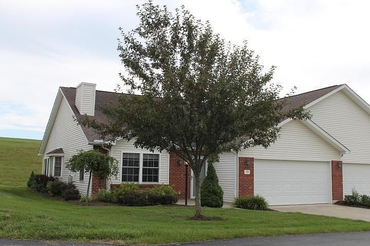1st image of 79 Fairway Dr