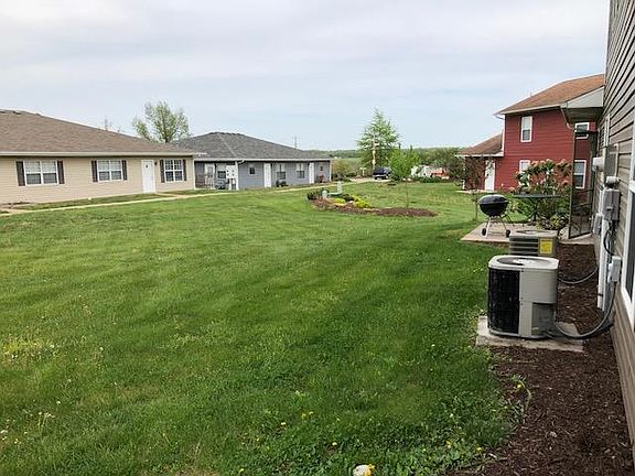 Outside-backyard right 