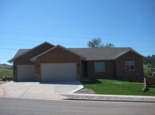 2947 Motherlode Dr, Rapid City, SD 57702