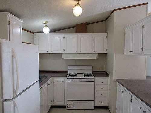 2nd image of 3344 Creekside Blvd