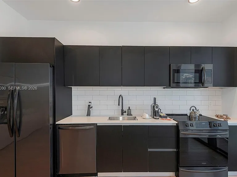 398 NE 5th St #4001 — Photo 48