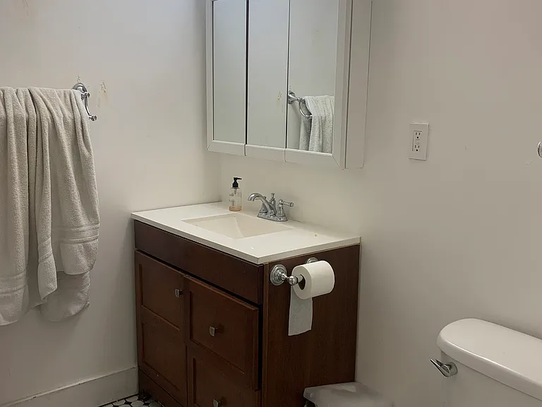 5236 20th Ave NE #2 — Photo 9
