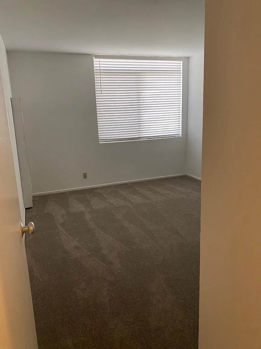 1545 Geary Blvd APT 1 photo 1