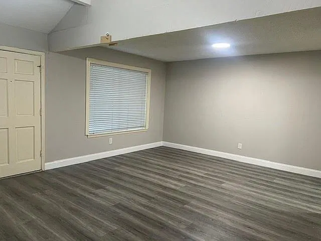 3 bed, 2.5 bath, 1464 sqft, $1,495 — Photo 3