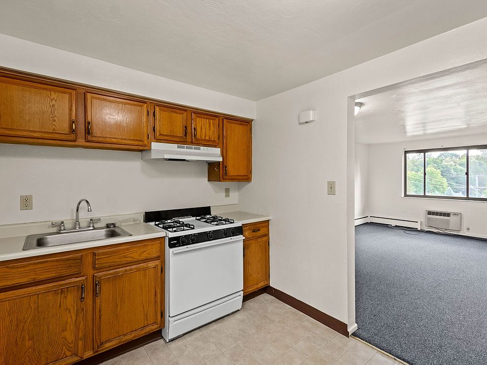1st image of 10601-10615 Lindberg Ave #5