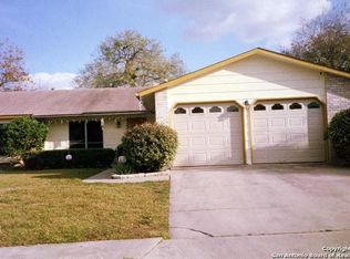 6422 Huebner Rd, Leon Valley, TX 78238