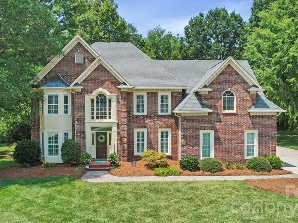 1256 Giverny Ct NW, Concord, NC 28027