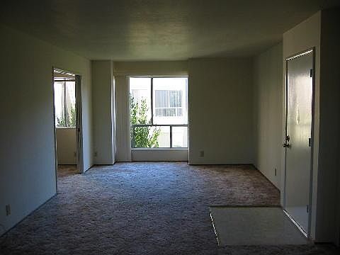 2nd image of 577 Grandview Ct APT 23