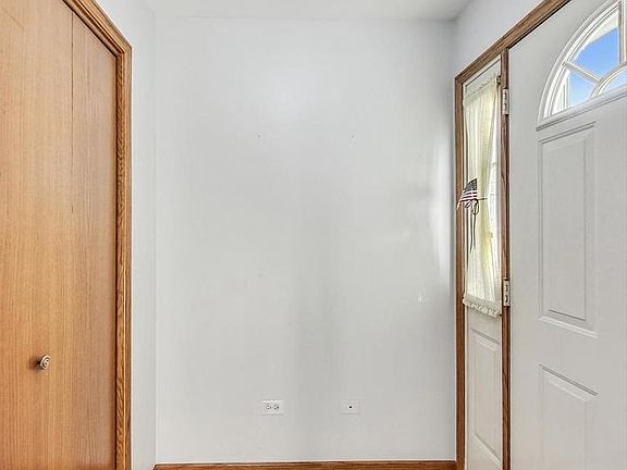 3rd image of 8670 Ballycastle Ln