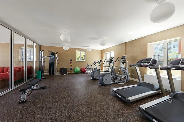 Rented by Citi Habitats | media 31