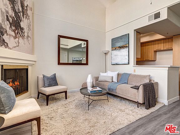 4th image of 7037 La Tijera Blvd APT C202