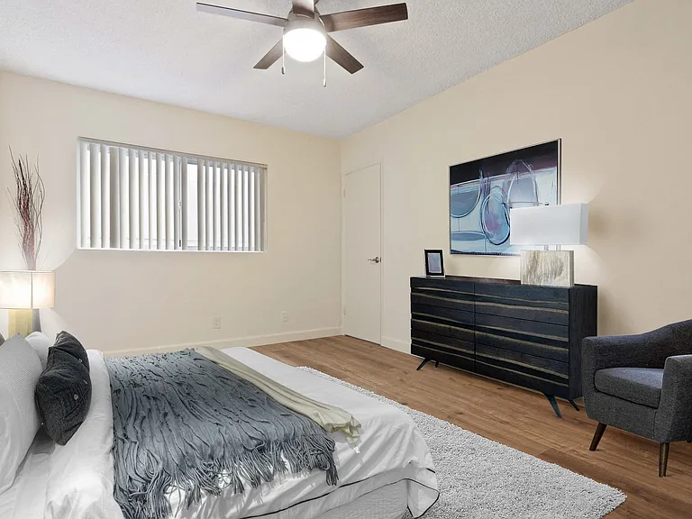 2477 Sawtelle Blvd — Photo 19
