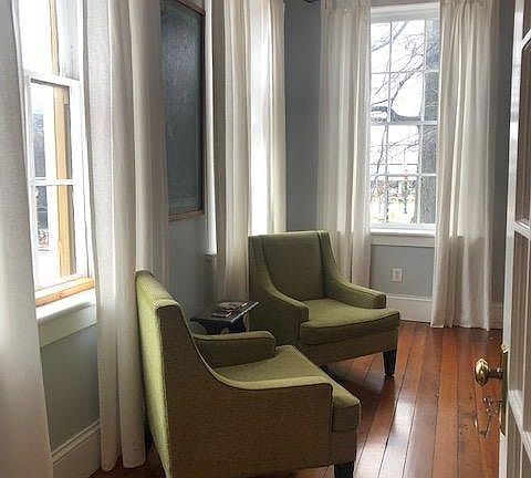 3rd image of 480 Middle St