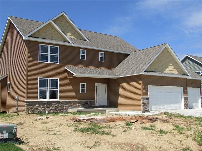 1st image of 3350 S Badger Ct