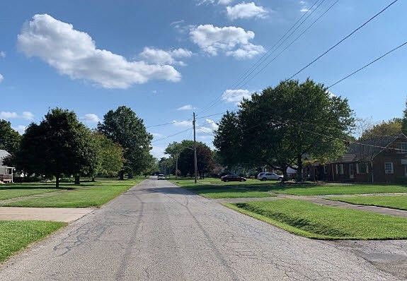 4th image of 670 Central Parkway Ave SE