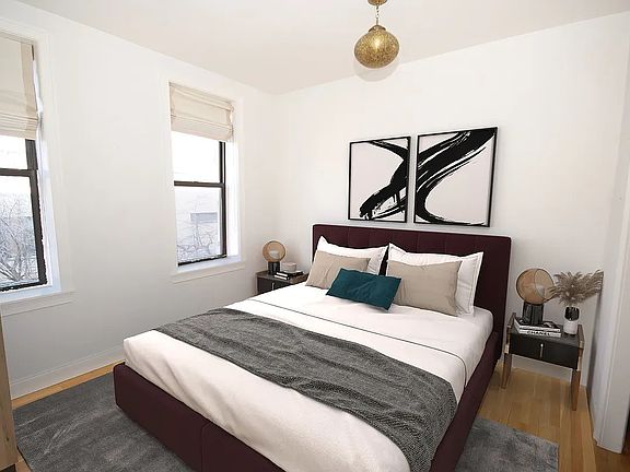 3rd image of 184 E 7th St APT 6