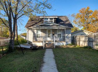 6541 Etzel Ave, Saint Louis, MO 63130