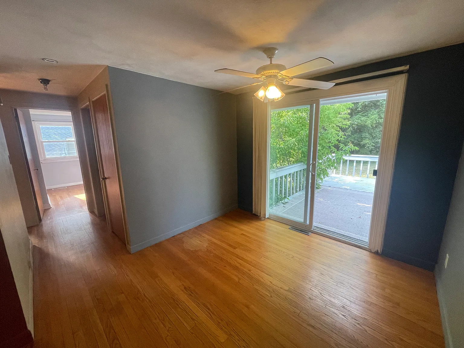 205 Pine Grove St — Photo 4