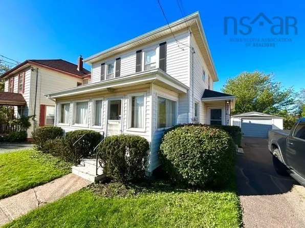 1219 Prince St, Truro, NS B2N 1J3