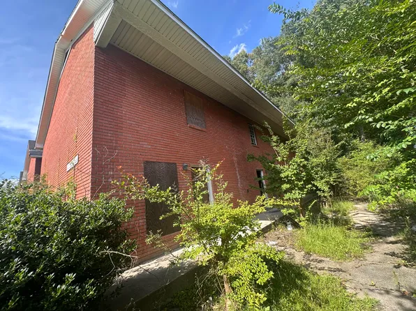 114 Ellis Dr, Hattiesburg, MS 39401