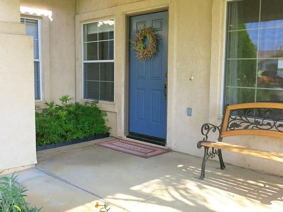5th image of 31861 Granville Dr
