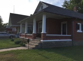 222 E 4th St, Hoisington, KS 67544