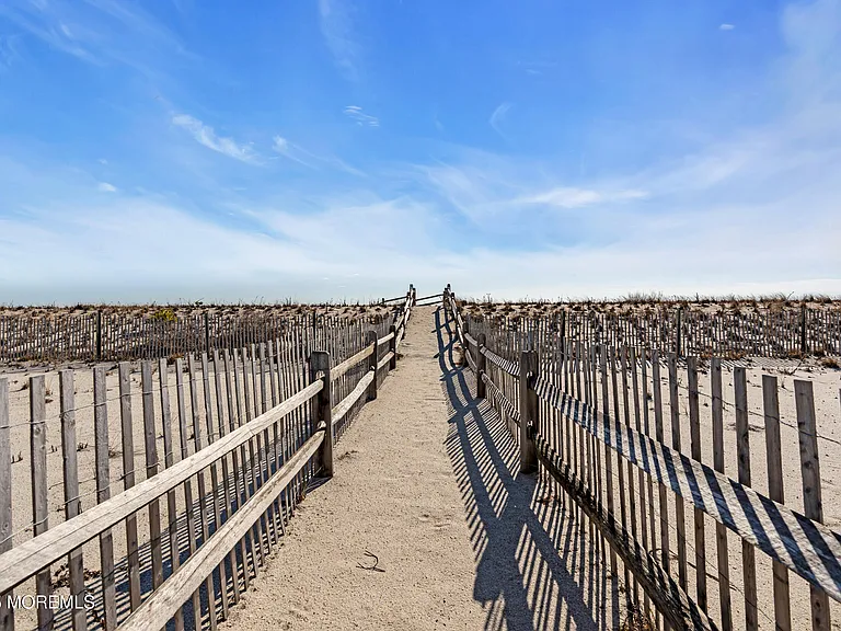 2 Dune Ter — Photo 18