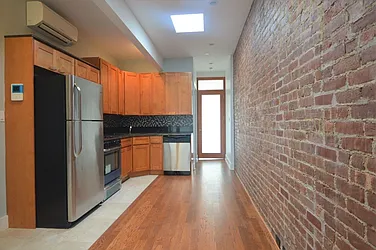 Rented by Delta Commercial Real Estate