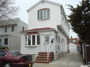 8835 75th Ave, Glendale, NY 11385