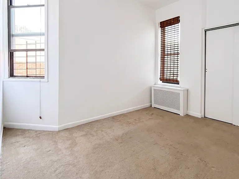 169 Allen St #3D — Photo 5