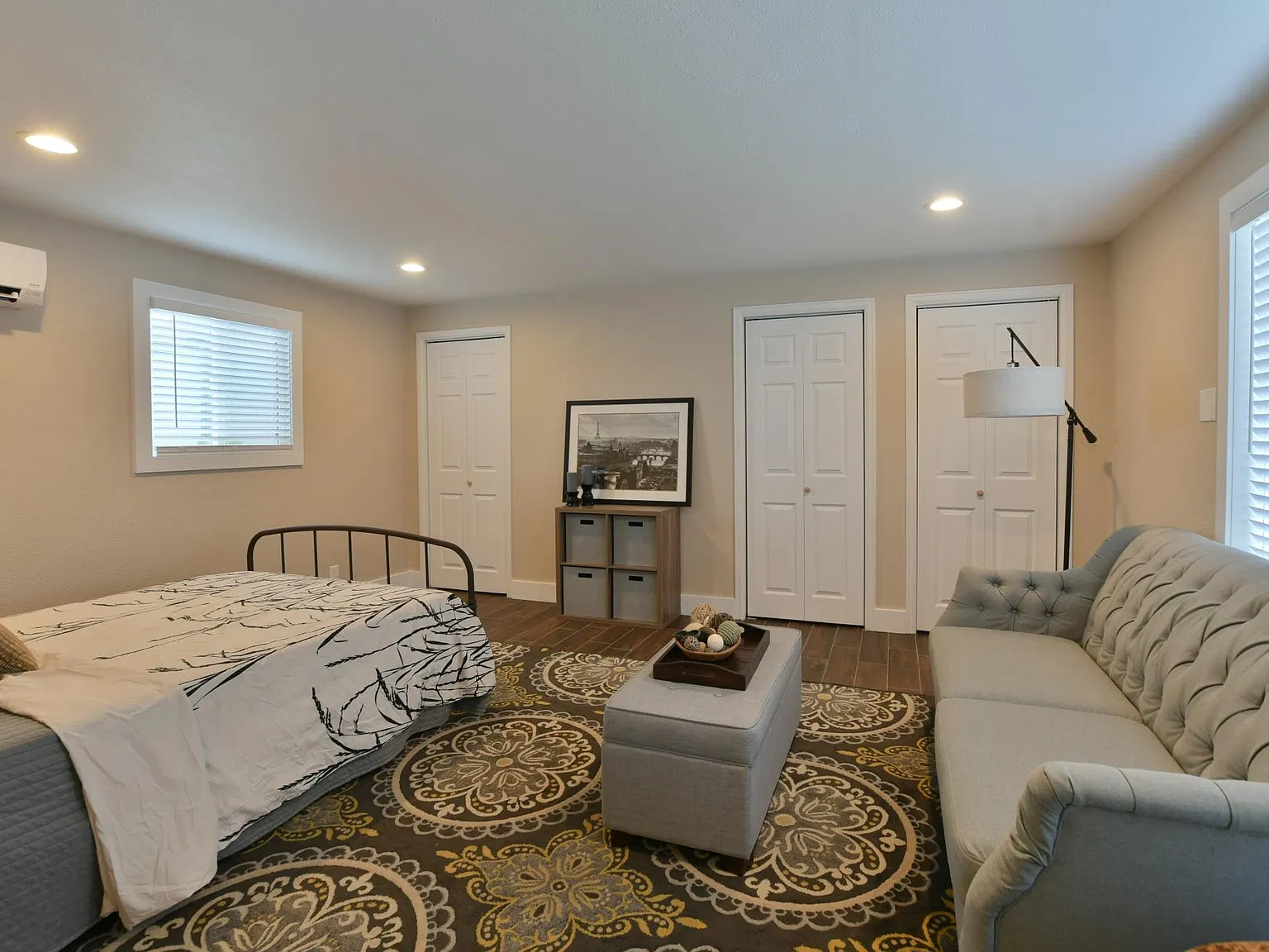 Studio, 650 sqft, $1,650 — Photo 2