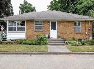 2930 Madison Ave SE, Wyoming, MI 49548