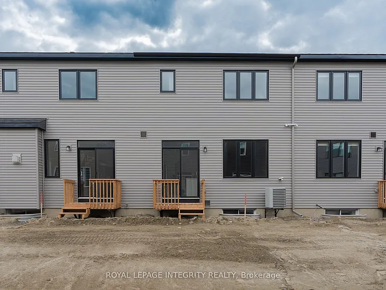 409 Silicon Way — Photo 30
