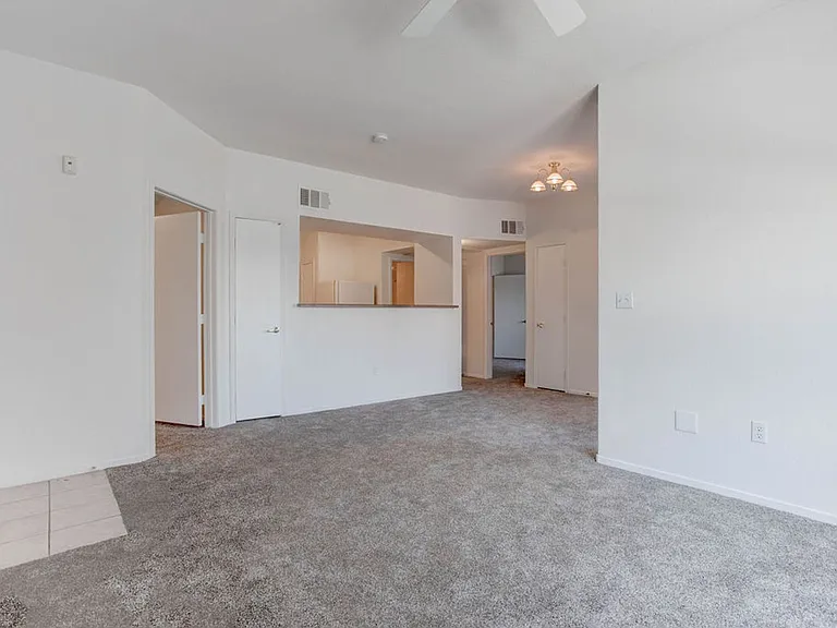 6650 W Warm Springs Rd #1080 — Photo 1