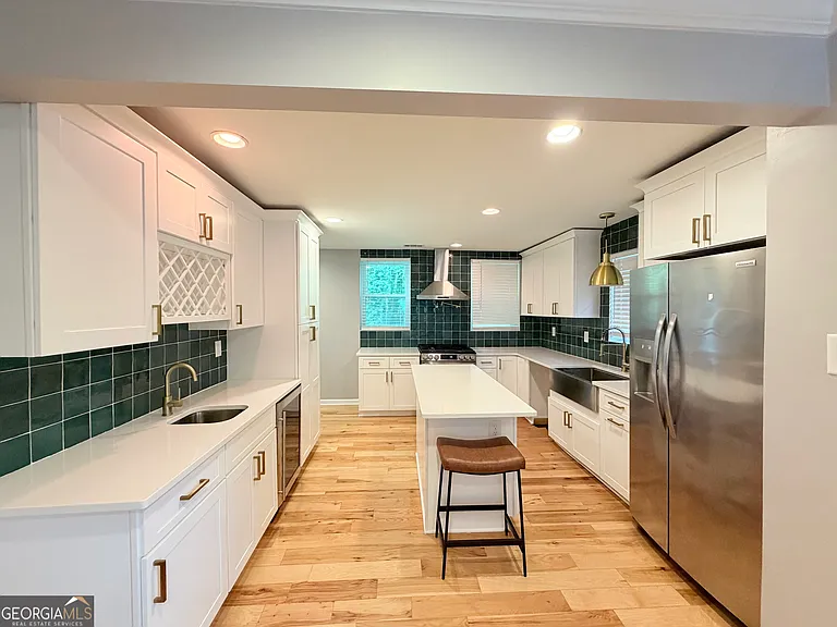 1894 North Ave NW — Photo 8
