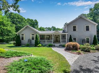 94 Long Hill Rd, Clinton, CT 06413