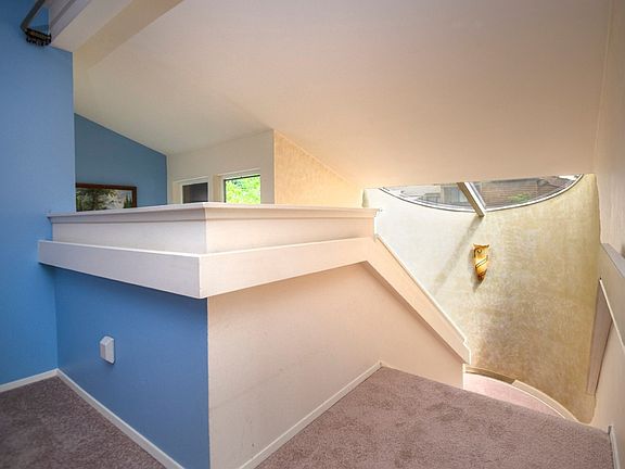 5th image of 11414 NE 128th St APT 79