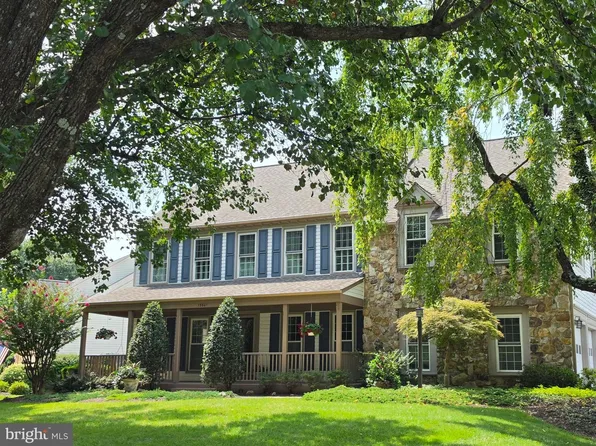 15601 Meherrin Dr, Centreville, VA 20120