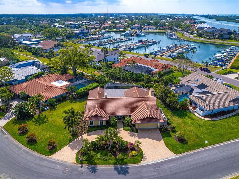 1st image of 327 Sea Anchor Dr