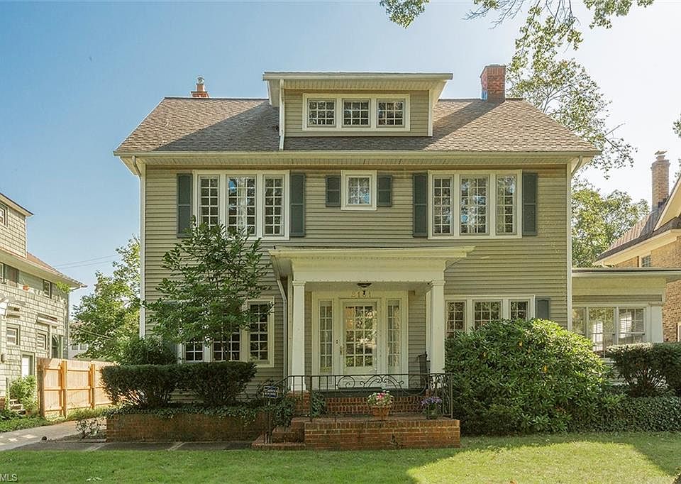 1st image of 2161 Demington Dr
