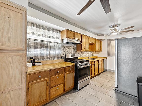5th image of 4717 Oldenburg Ave