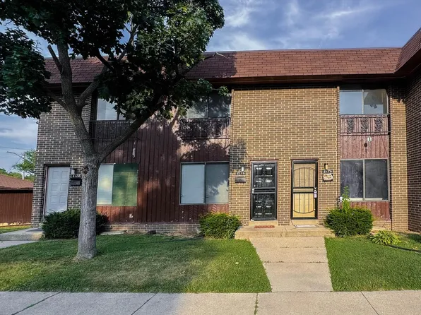 6176 West Port AVENUE, Milwaukee, WI 53223