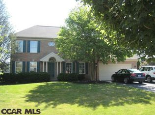 1265 N Foxpointe Dr, State College, PA 16803