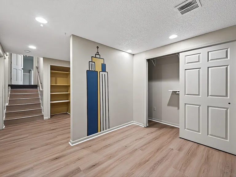 7466 Dallas Ln N — Photo 23