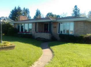 702 E 2nd St, Superior, WI 54880