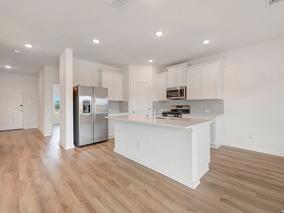 5th image of 17506 Buffalo Grass Lane