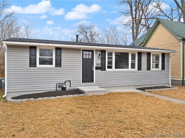 605 W Kenwood Avenue, Clarksville, IN 47129