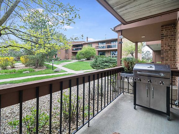 4th image of 7982 Garfield Ave APT 16-1