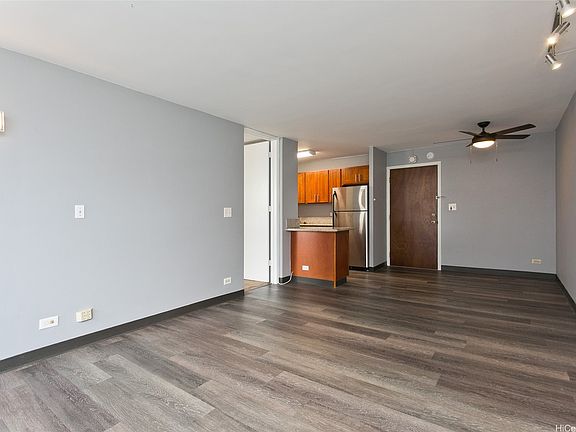 2nd image of 775 Kinalau Pl APT 1206